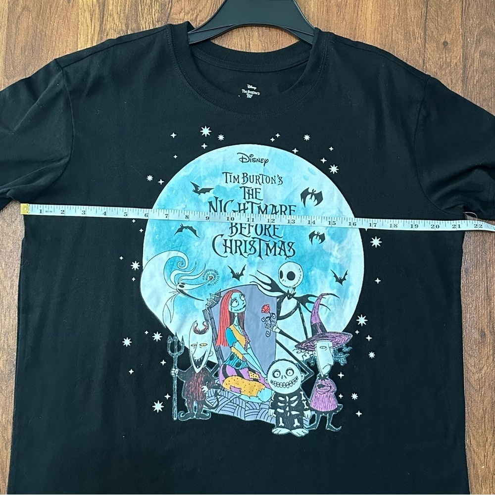 Disney Black T-Shirt with Nightmare Before Christmas Design - Picture 5 of 9